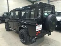 Usado Land Rover Defender S 122 CV (89 kW) 2012 Negro Familiar