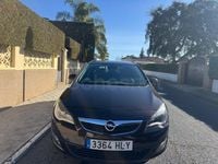Usado Opel Astra Selective 165 CV (121 kW) 2014 Marrón Berlina