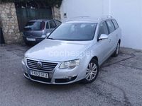Usado VW Passat Advance 140 CV (102 kW) 2008 Gris / plata Familiar