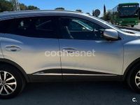Usado Renault Kadjar Zen 140 CV (102 kW) 2019 Gris / plata SUV