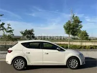 Usado Seat Leon Style 110 CV (80 kW) 2016 Blanco Berlina