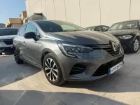 Usado Renault Clio V Techno 90 CV (66 kW) 2023 Gris / plata Berlina