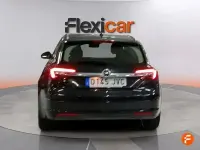Usado Opel Insignia Selective 136 CV (100 kW) 2016 Negro Familiar