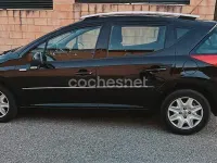 Usado Peugeot 207 92 CV (67 kW) 2010 Negro Familiar