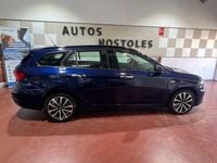 Usado Fiat Tipo Lounge 120 CV (88 kW) 2016 Azul Familiar