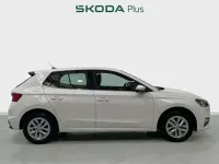 Usado Skoda Fabia Ambition 95 CV (69 kW) 2023 Blanco Utilitario