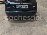 Usado Ford Focus Trend 115 CV (84 kW) 2004 Azul Berlina