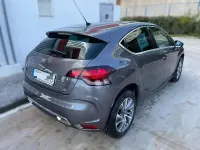 Usado DS Automobiles DS4 Style 120 CV (88 kW) 2015 Gris Utilitario