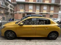 Usado Peugeot 208 Active 100 CV (73 kW) 2020 Amarillo Utilitario
