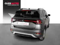 Usado VW T-Cross Advance 110 CV (80 kW) 2023 Gris SUV