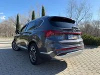 Usado Hyundai Santa Fe Style 265 CV (194 kW) 2021 Gris / plata SUV
