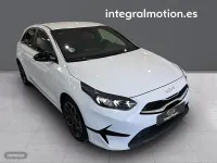 Usado Kia Ceed 100 CV (73 kW) 2025 Blanco Utilitario