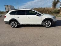 Usado Seat Leon 4Drive 184 CV (135 kW) 2018 Blanco Familiar