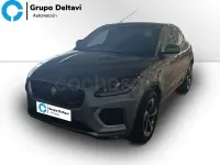 Usado Jaguar E-Pace R-Dynamic 163 CV (119 kW) 2024 Gris / plata SUV