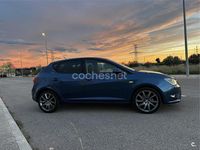 Usado Seat Ibiza FR 105 CV (77 kW) 2014 Azul Berlina