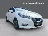 Używany Nissan Micra Acenta 92 KM (67 kW) 2021 Biały Hatchback