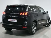 Usado Peugeot 5008 Allure 120 CV (88 kW) 2017 Negro Monovolumen