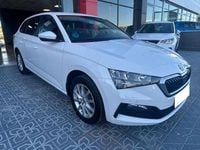 Usado Skoda Scala Ambition 95 CV (69 kW) 2022 Blanco Utilitario