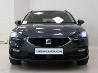 Usado Seat Leon Style 110 CV (80 kW) 2023 Gris Familiar