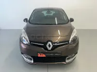 Usado Renault Scénic Bose Edition 130 CV (95 kW) 2014 Marrón Monovolumen
