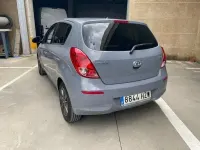 Begagnad Hyundai i20 GO! 84 HK (61 kW) 2014 Grå Halvkombi