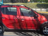 Usado Dacia Sandero Stepway 90 CV (66 kW) 2016 Rojo Berlina
