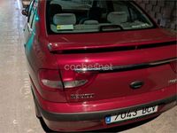 Usado Renault Mégane 110 CV (80 kW) 2000 Granate Berlina