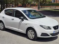 Usado Seat Ibiza Style 85 CV (62 kW) 2011 Blanco Berlina