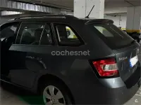 Usado Skoda Fabia Ambition 90 CV (66 kW) 2017 Gris / plata Familiar