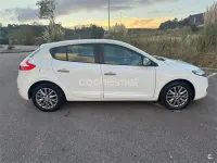 Usado Renault Mégane III Dynamique 115 CV (84 kW) 2013 Blanco Berlina
