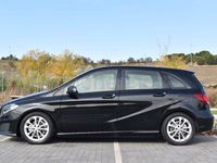 Usado Mercedes B180 109 CV (80 kW) 2017 Negro Utilitario