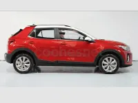Usado Kia Stonic Plus 100 CV (73 kW) 2022 Rojo SUV