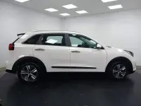 Usado Kia Niro 141 CV (103 kW) 2021 Blanco SUV