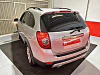 Usado Chevrolet Captiva LT 150 CV (110 kW) 2006 Gris / plata SUV