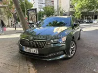 Usado Skoda Superb Style 218 CV (160 kW) 2021 Verde Familiar