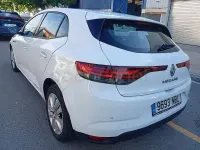 Usado Renault Mégane II Equilibre 115 CV (84 kW) 2022 Blanco Berlina