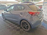 Usado Mazda 2 Edition 90 CV (66 kW) 2020 Gris Utilitario