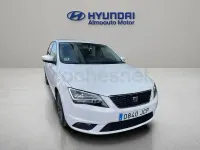 Usado Seat Toledo I-Tech 105 CV (77 kW) 2015 Blanco Utilitario
