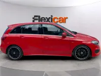 Usado Mercedes B200 139 CV (102 kW) 2019 Rojo Utilitario