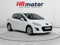Usado Peugeot 308 Active 92 CV (67 kW) 2013 Blanco Berlina