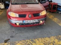 Usado Renault Mégane GrandTour Dynamique 120 CV (88 kW) 2003 Rojo Familiar