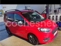 Usado Ford Tourneo Courier Sport 100 CV (73 kW) 2019 Rojo Monovolumen