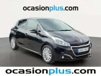 Usado Peugeot 208 Signature Sky 83 CV (61 kW) 2019 Negro Utilitario