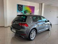 Usado VW Golf VII Advance 116 CV (85 kW) 2020 Gris Utilitario