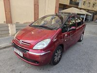 Usado Citroën Xsara Picasso Exclusive 92 CV (67 kW) 2009 Granate Monovolumen