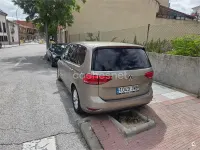 Usado VW Touran Advance 110 CV (80 kW) 2016 Gris / plata Monovolumen