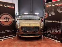 Usado Peugeot 3008 Style 120 CV (88 kW) 2015 Marrón Familiar