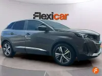 Usado Peugeot 3008 Allure 226 CV (166 kW) 2021 Gris SUV