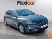 Usado Ford Focus Trend+ 125 CV (91 kW) 2019 Gris Berlina