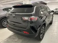 Usado Jeep Compass Limited 131 CV (96 kW) 2024 Negro SUV
